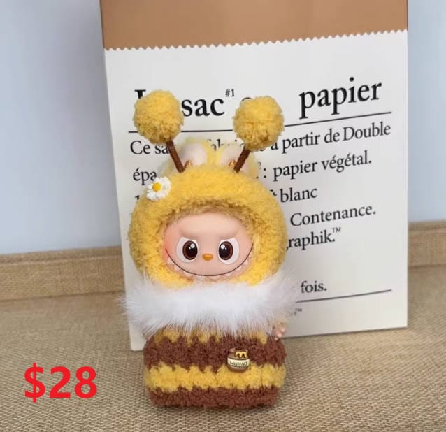 Crochet Mini Labubu Clothes - For Labubu 4.0 Pin For Love Series - Image 2